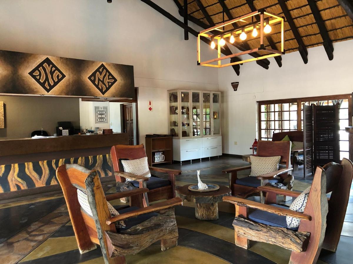 Okahandja Country Hotel Bagian luar foto