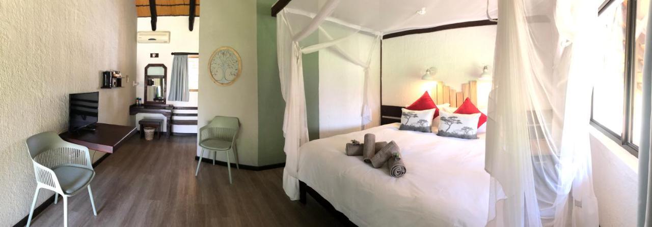 Okahandja Country Hotel Bagian luar foto