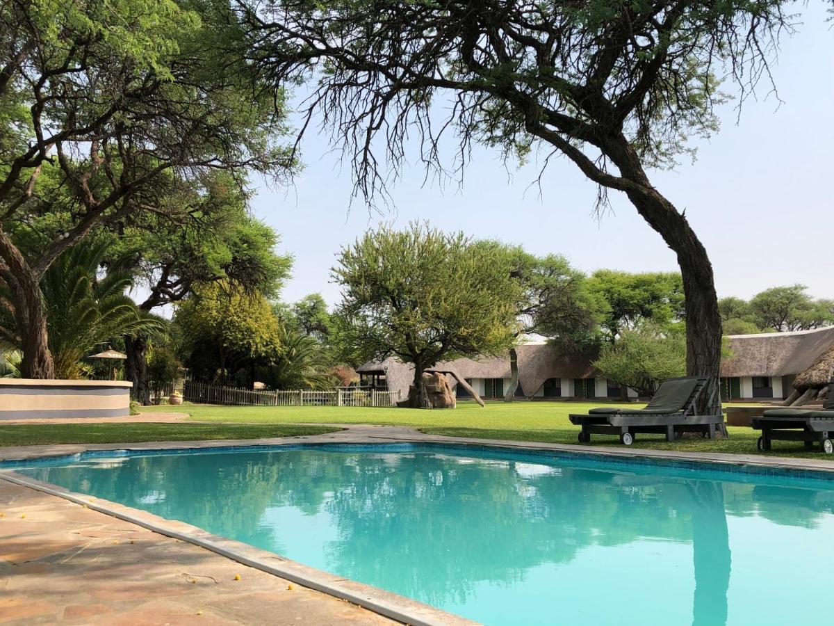 Okahandja Country Hotel Bagian luar foto
