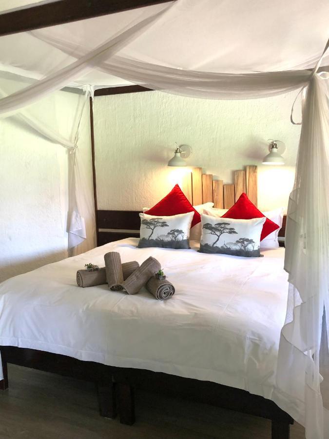 Okahandja Country Hotel Bagian luar foto