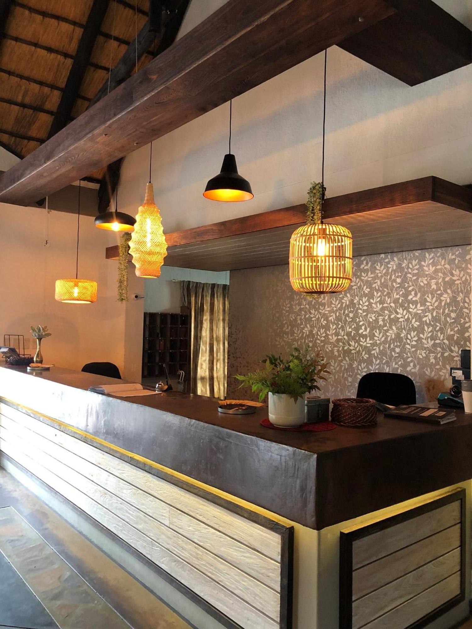 Okahandja Country Hotel Bagian luar foto