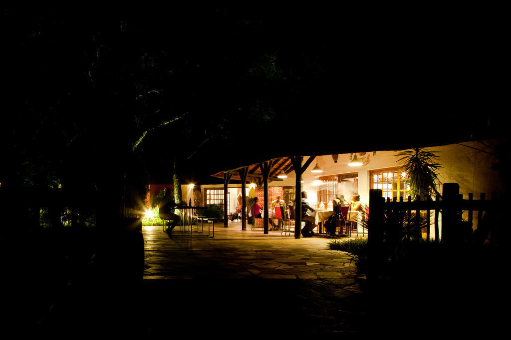Okahandja Country Hotel Bagian luar foto