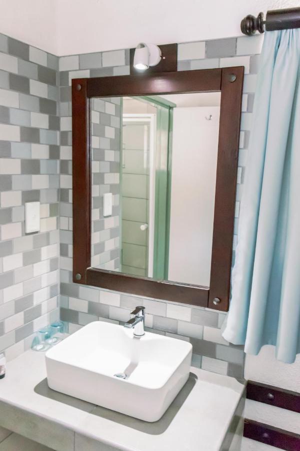 Okahandja Country Hotel Bagian luar foto