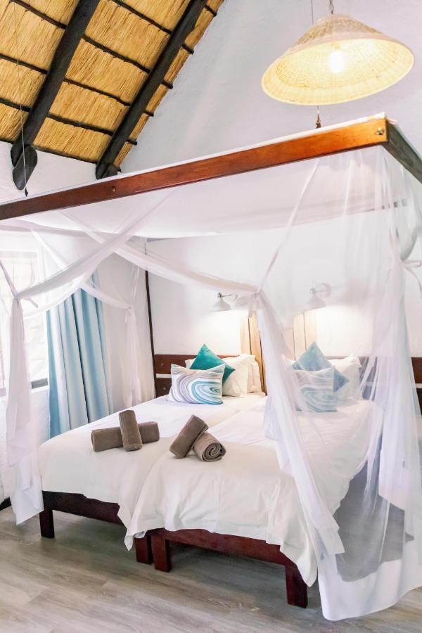 Okahandja Country Hotel Bagian luar foto